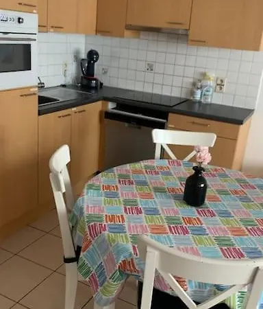 90m2 Op 70m Van Het Strand. Apartment