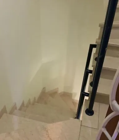 90m2 Op 70m Van Het Strand. Apartment *