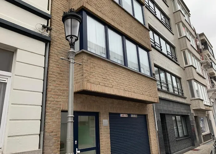 90m2 Op 70m Van Het Strand. Ostenda